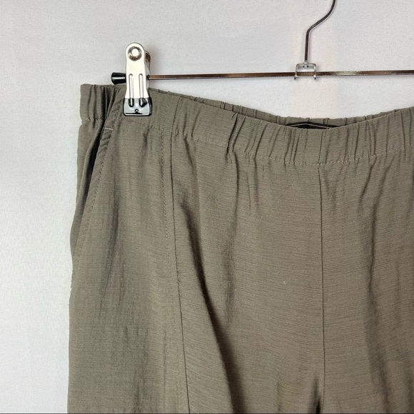 BCBGMaxAzria Olive Green Cropped Utility Cargo Pants S - Picture 3 of 3